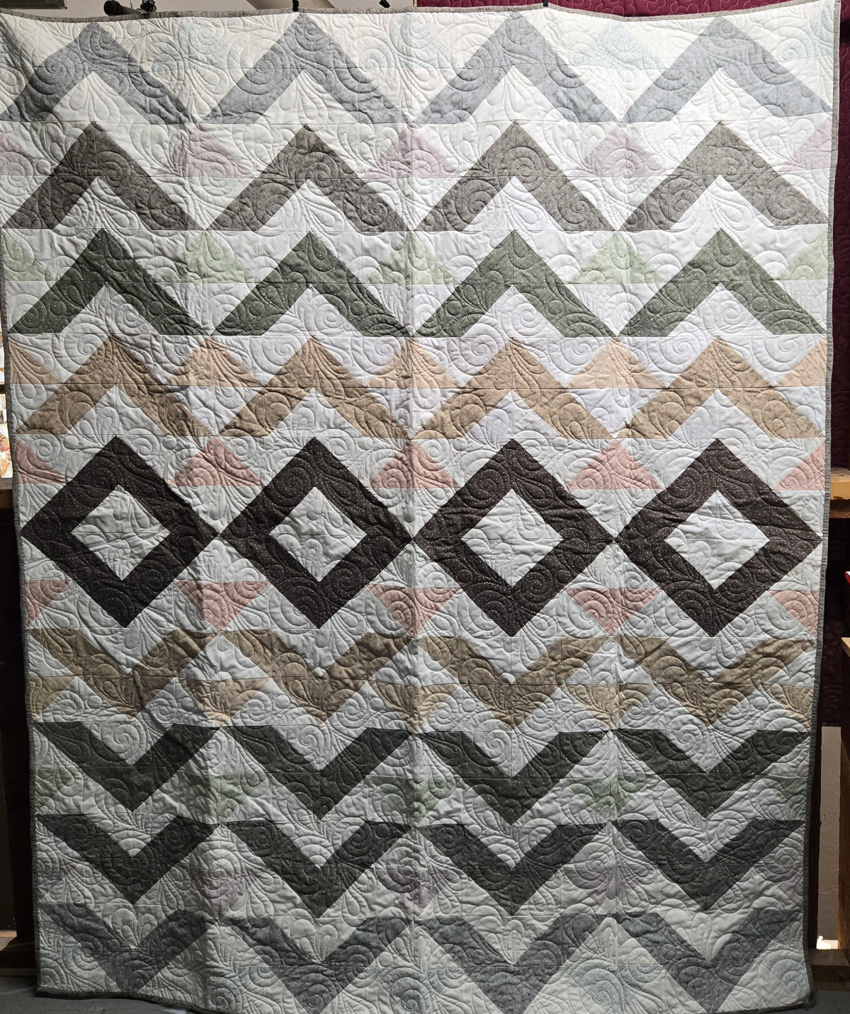 Store Sample- Twin Quilt- Mirrow Image