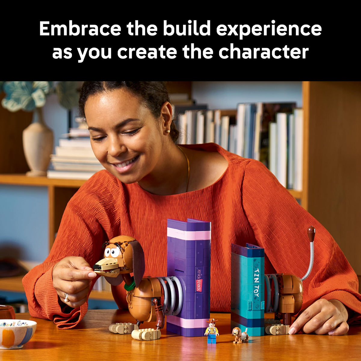 LEGO Disney and Pixar Toy Story Slinky Dog Bookends - Building Set for Adults, Ages 18+ - Disney Gifts for Fans - Bedroom, Shelf or Office Decor - 43301 🍁 All In One Marketplace Canada